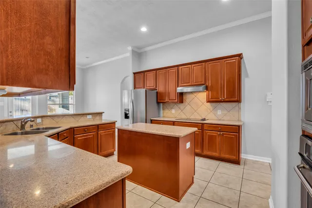 $425,000 | 2512 Wynden Meadow Lane, Conroe, TX 77304