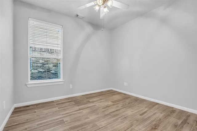 $425,000 | 2512 Wynden Meadow Lane, Conroe, TX 77304