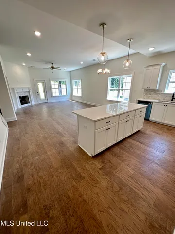 $423,900 | 1401 Creekside Lane, Hernando, MS 38632