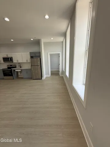 $1,650 | 5 Broadway, Unit 204, Troy, NY 12180