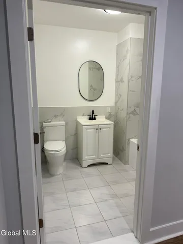 $1,650 | 5 Broadway, Unit 204, Troy, NY 12180