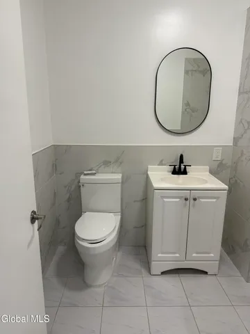 $1,650 | 5 Broadway, Unit 204, Troy, NY 12180