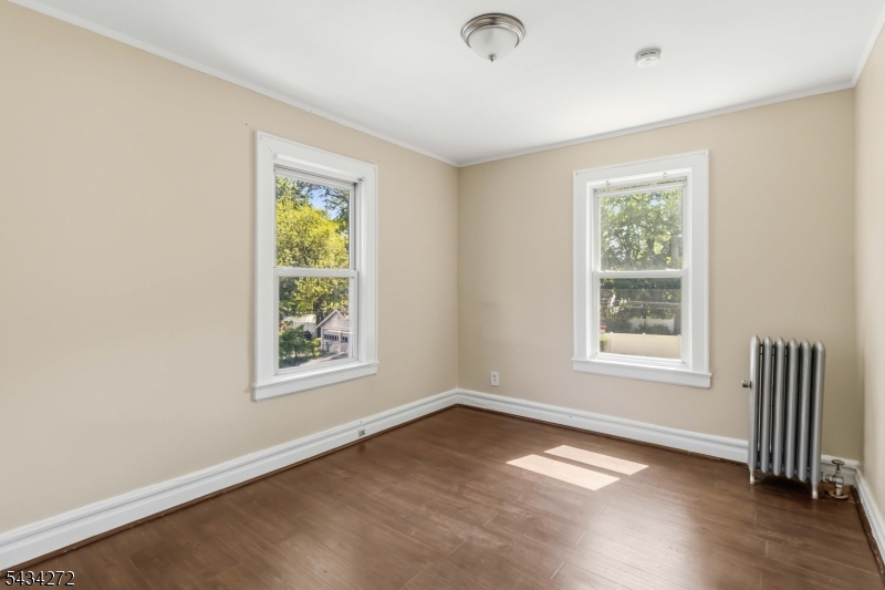 102 Lincoln Street Montclair, NJ 07042 - Photo 9 of 22
