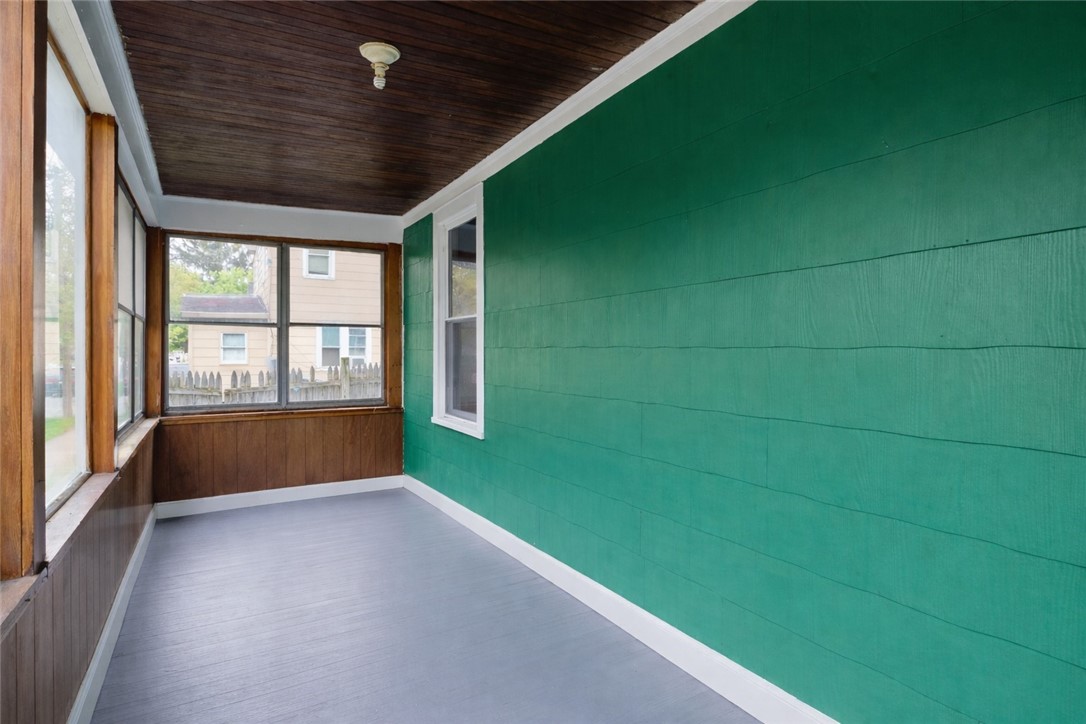 1531 North Goodman Street Rochester, NY 14609 - Photo 4 of 21