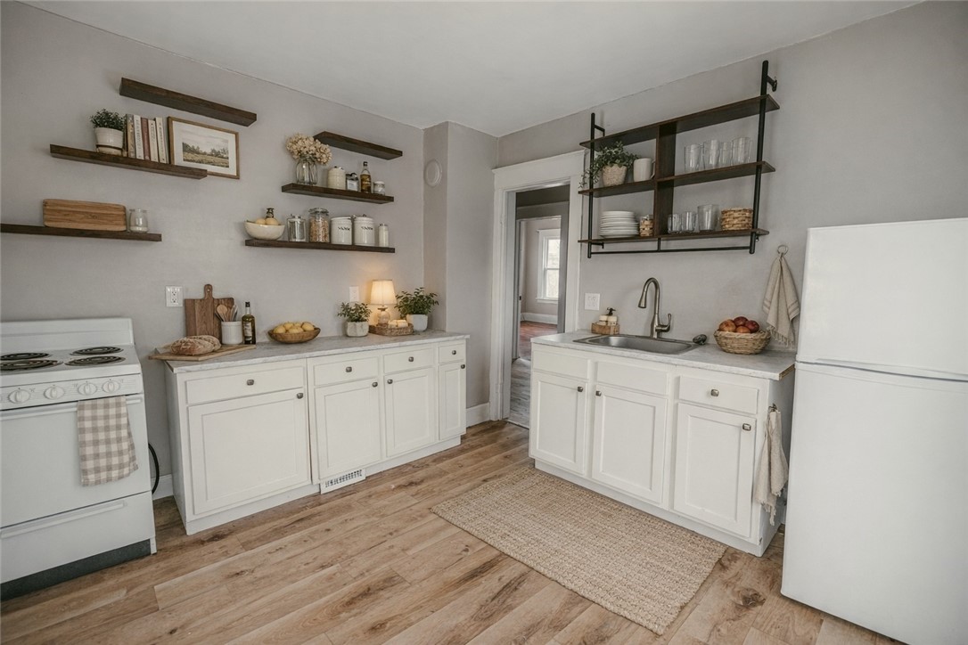 1531 North Goodman Street Rochester, NY 14609 - Photo 5 of 21