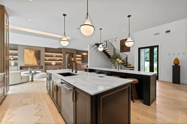 $2,300,000 | 2650 Roswell Road, Marietta, GA 30068