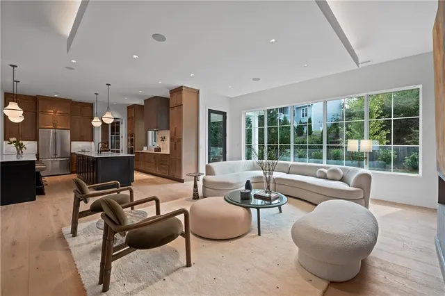 $2,300,000 | 2650 Roswell Road, Marietta, GA 30068