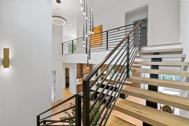 $2,300,000 | 2650 Roswell Road, Marietta, GA 30068