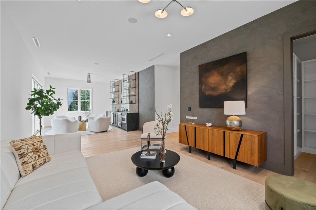 2650 Roswell Road Marietta, GA 30068 - Photo 36 of 73