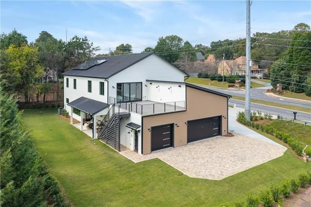 $2,300,000 | 2650 Roswell Road, Marietta, GA 30068