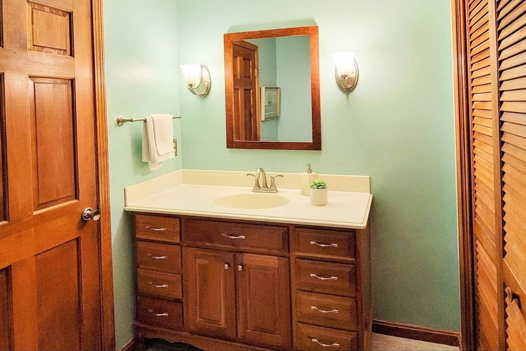 52 Mayfair Drive Boxborough, MA 01719 - Photo 12 of 30