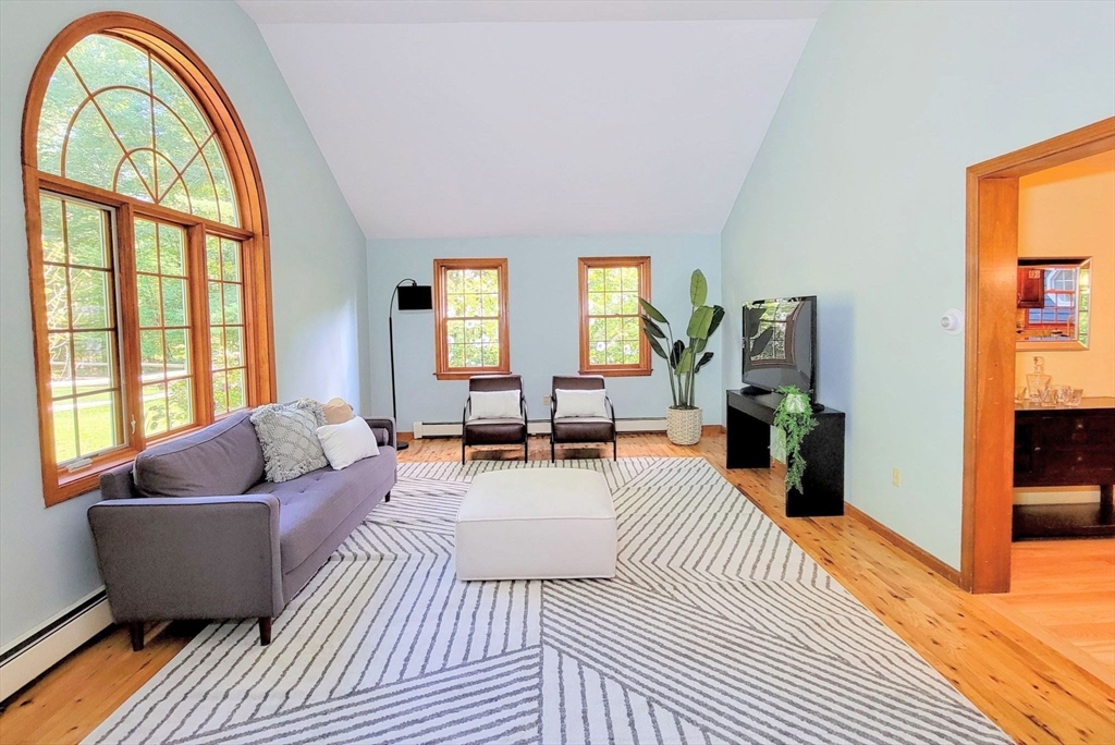 52 Mayfair Drive Boxborough, MA 01719 - Photo 4 of 30