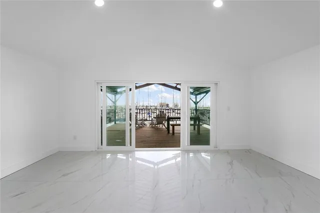 $359,500 | 137 North Roadway Street, Unit 123, New Orleans, LA 70124