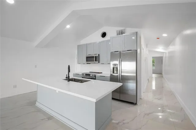 $359,500 | 137 North Roadway Street, Unit 123, New Orleans, LA 70124