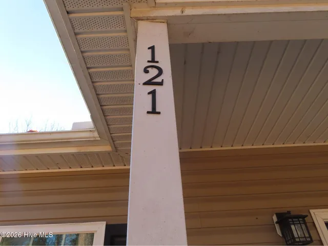 $298,000 | 121 Sycamore Drive, Moyock, NC 27958