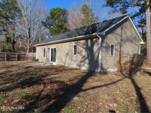 $298,000 | 121 Sycamore Drive, Moyock, NC 27958