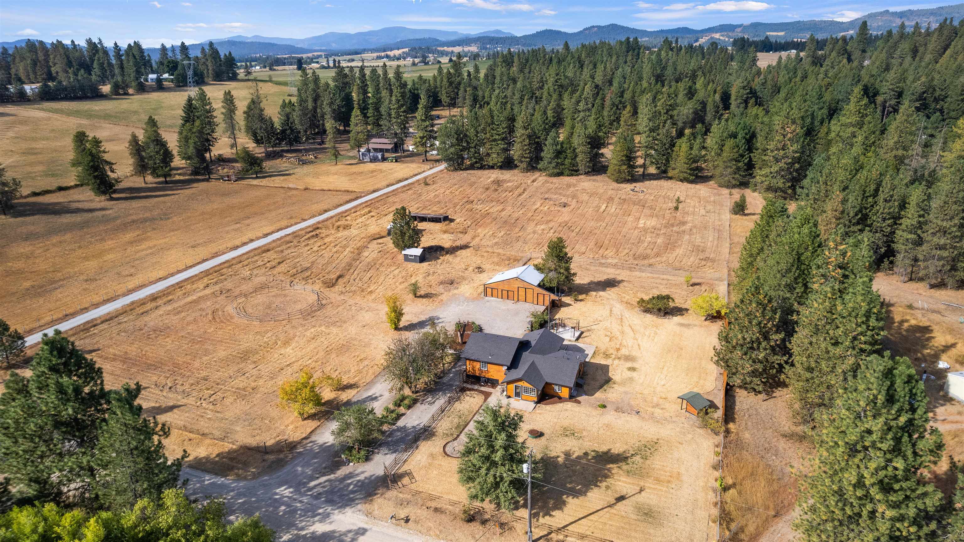 8819 East Bridges Road Elk, WA 99009 - Photo 36 of 43