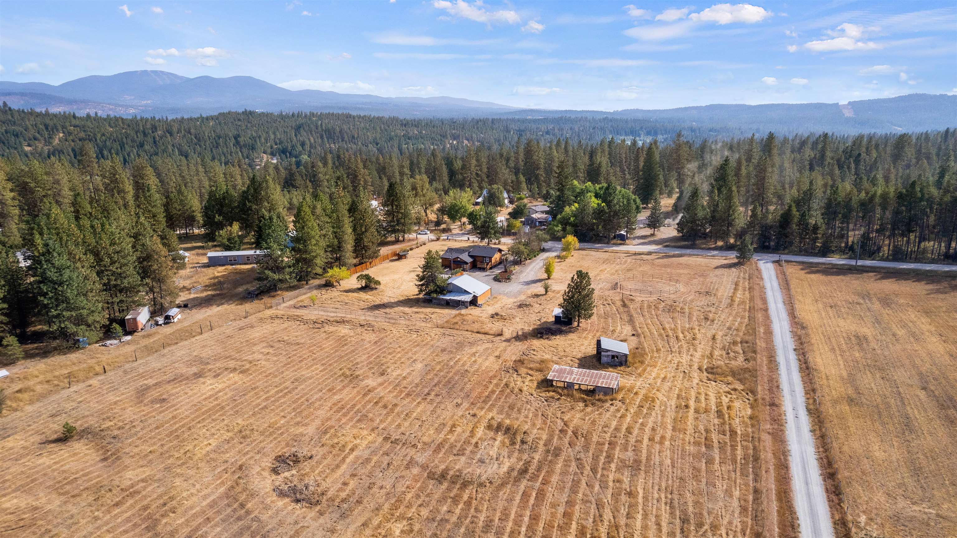 8819 East Bridges Road Elk, WA 99009 - Photo 37 of 43
