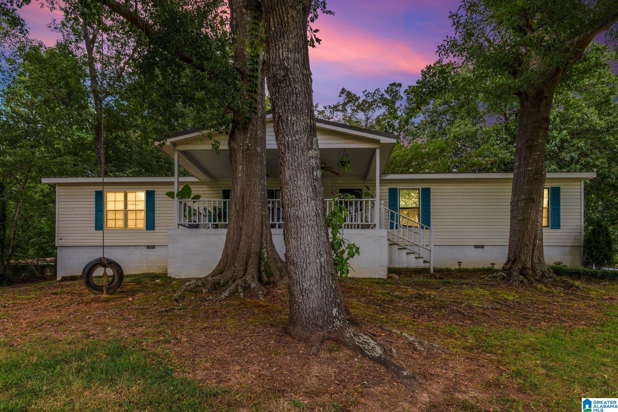 41 Chatham Court Pelham, AL 35124 - Photo 1 of 33