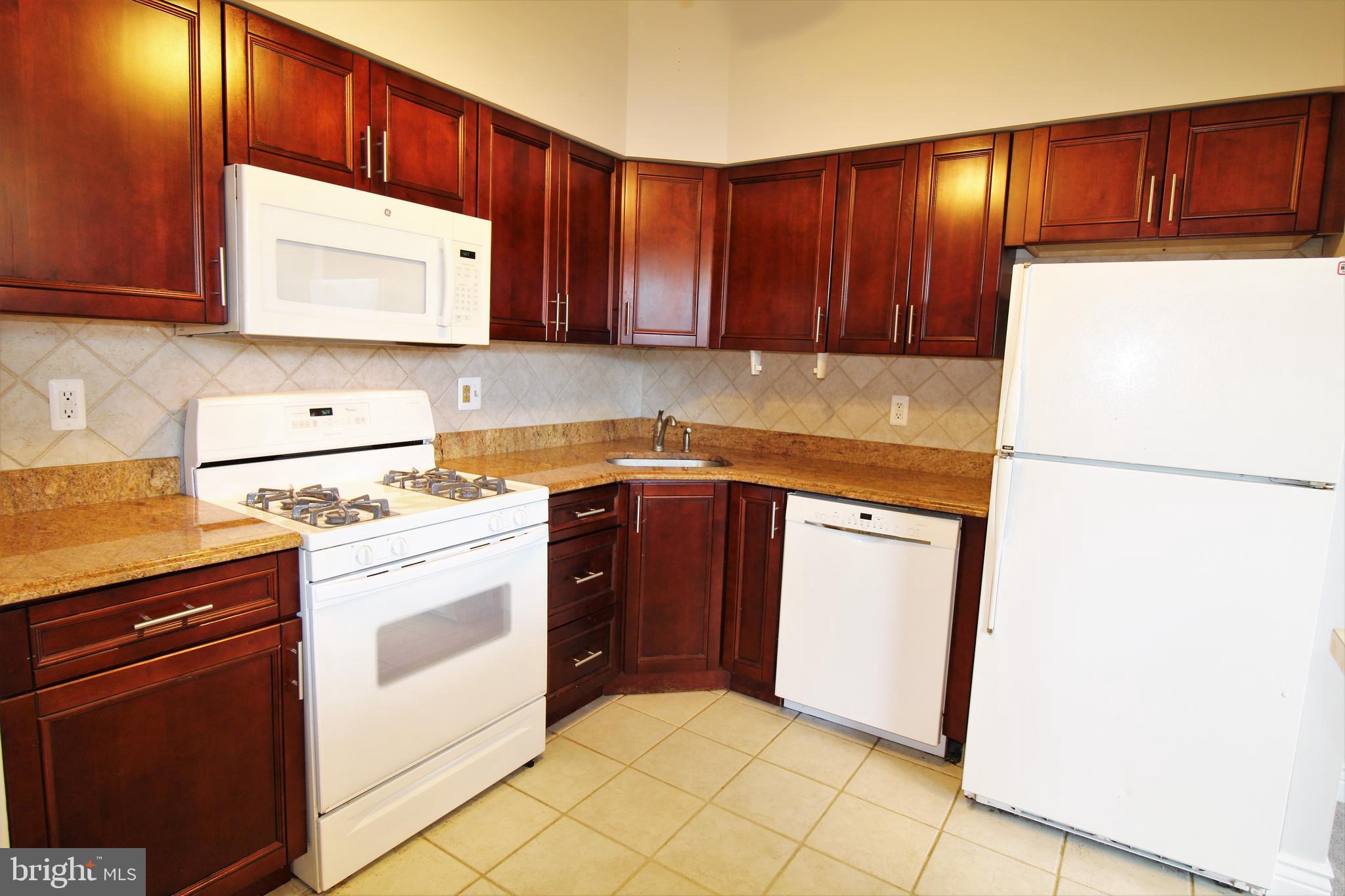 301 Byberry Road, Unit H4 Philadelphia, PA 19116 - Photo 10 of 35 Gallery Image 10
