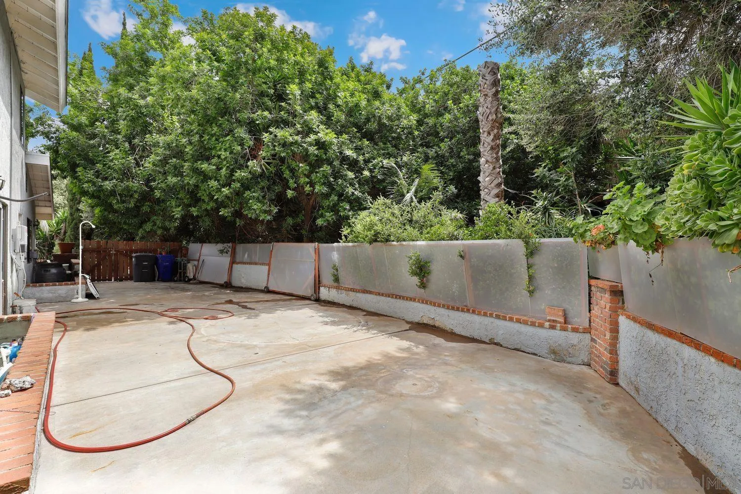 3944 Pala Mesa Drive Fallbrook, CA 92028 - Photo 34 of 39 a view of outdoor space and yard