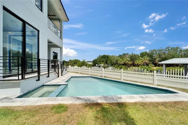 $1,449,000 | 6520 Simone Shores Circle, Apollo Beach, FL 33572