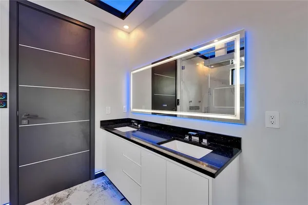 $1,449,000 | 6520 Simone Shores Circle, Apollo Beach, FL 33572