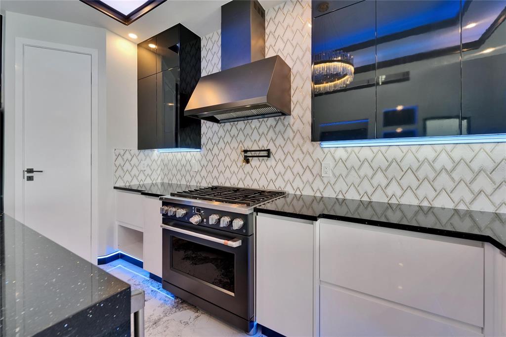 6520 Simone Shores Circle Apollo Beach, FL 33572 - Photo 56 of 99