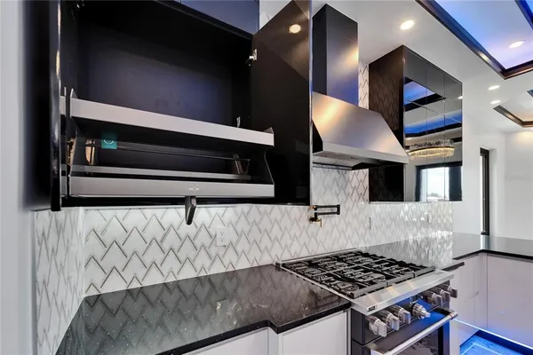 $1,449,000 | 6520 Simone Shores Circle, Apollo Beach, FL 33572