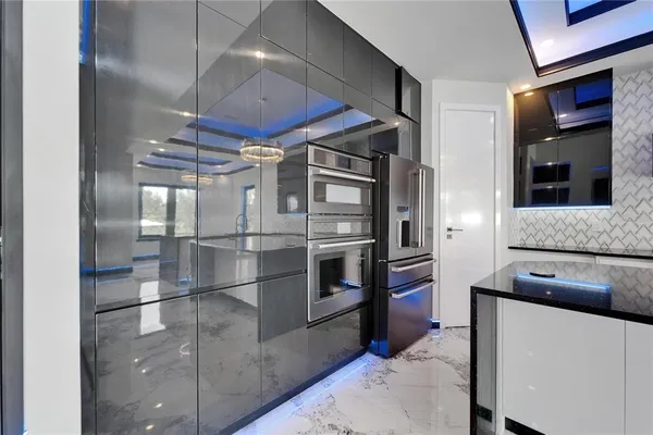 $1,449,000 | 6520 Simone Shores Circle, Apollo Beach, FL 33572