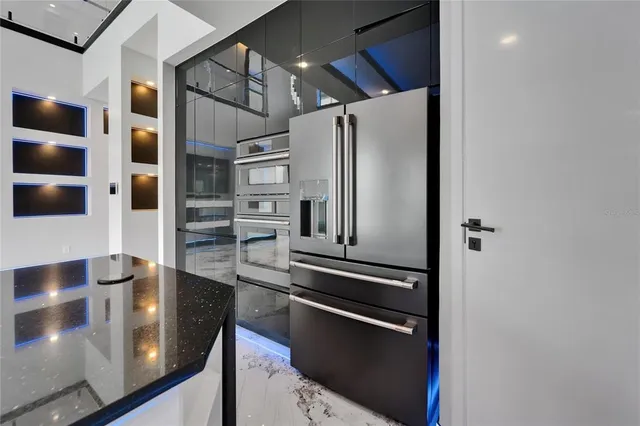 $1,449,000 | 6520 Simone Shores Circle, Apollo Beach, FL 33572