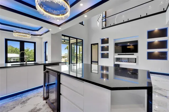 $1,449,000 | 6520 Simone Shores Circle, Apollo Beach, FL 33572