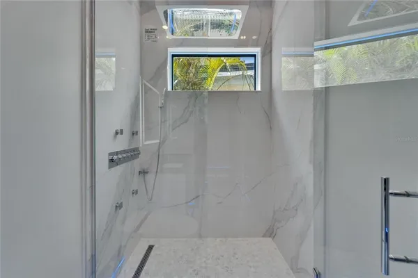 $1,449,000 | 6520 Simone Shores Circle, Apollo Beach, FL 33572