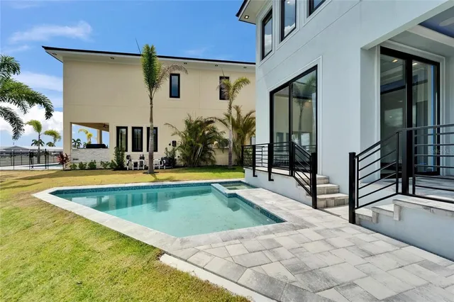 $1,449,000 | 6520 Simone Shores Circle, Apollo Beach, FL 33572