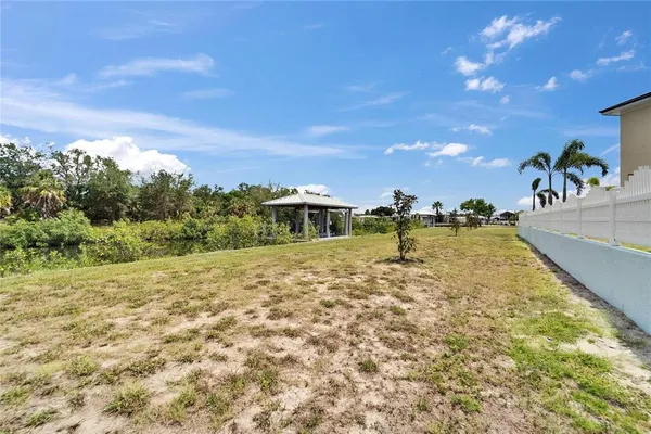 $1,449,000 | 6520 Simone Shores Circle, Apollo Beach, FL 33572