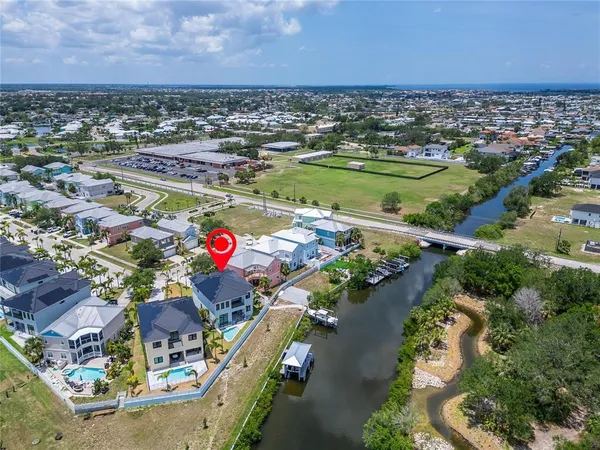 $1,449,000 | 6520 Simone Shores Circle, Apollo Beach, FL 33572