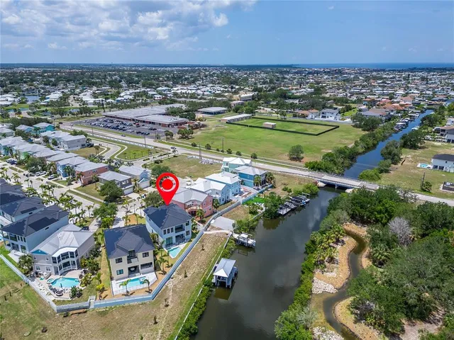 $1,449,000 | 6520 Simone Shores Circle, Apollo Beach, FL 33572