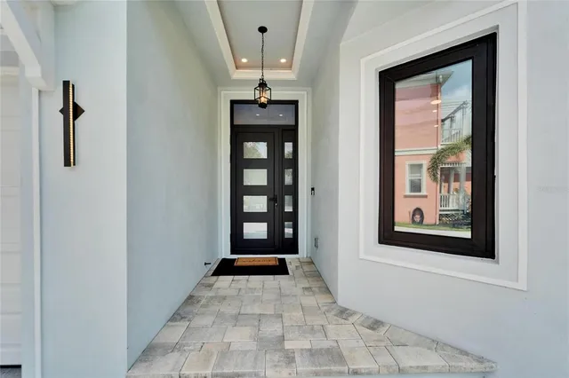 $1,449,000 | 6520 Simone Shores Circle, Apollo Beach, FL 33572