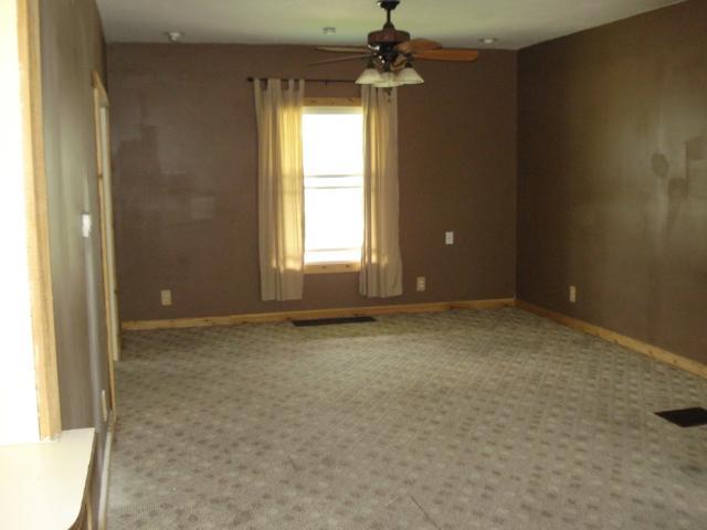 1026 North Burnett Road Springfield, OH 45503 - Photo 3 of 12