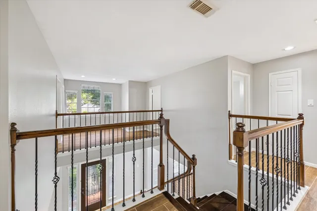 $545,000 | 2006 Raven's Crest Drive, Sugar Land, TX 77478