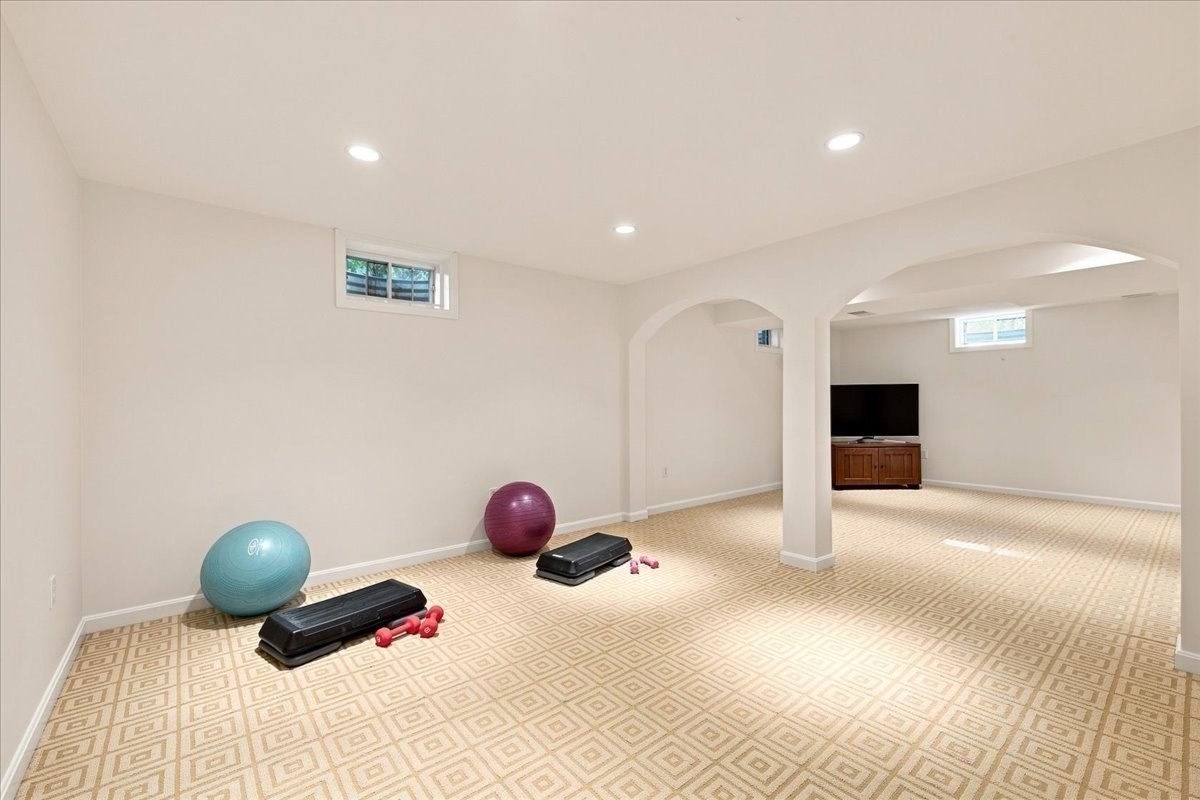 11 Evergreen Road Norfolk, MA 02056 - Photo 33 of 41 Gallery Image 33
