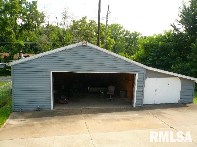 3141 Telegraph Road Davenport, IA 52804 - Photo 16 of 20 Gallery Image 16