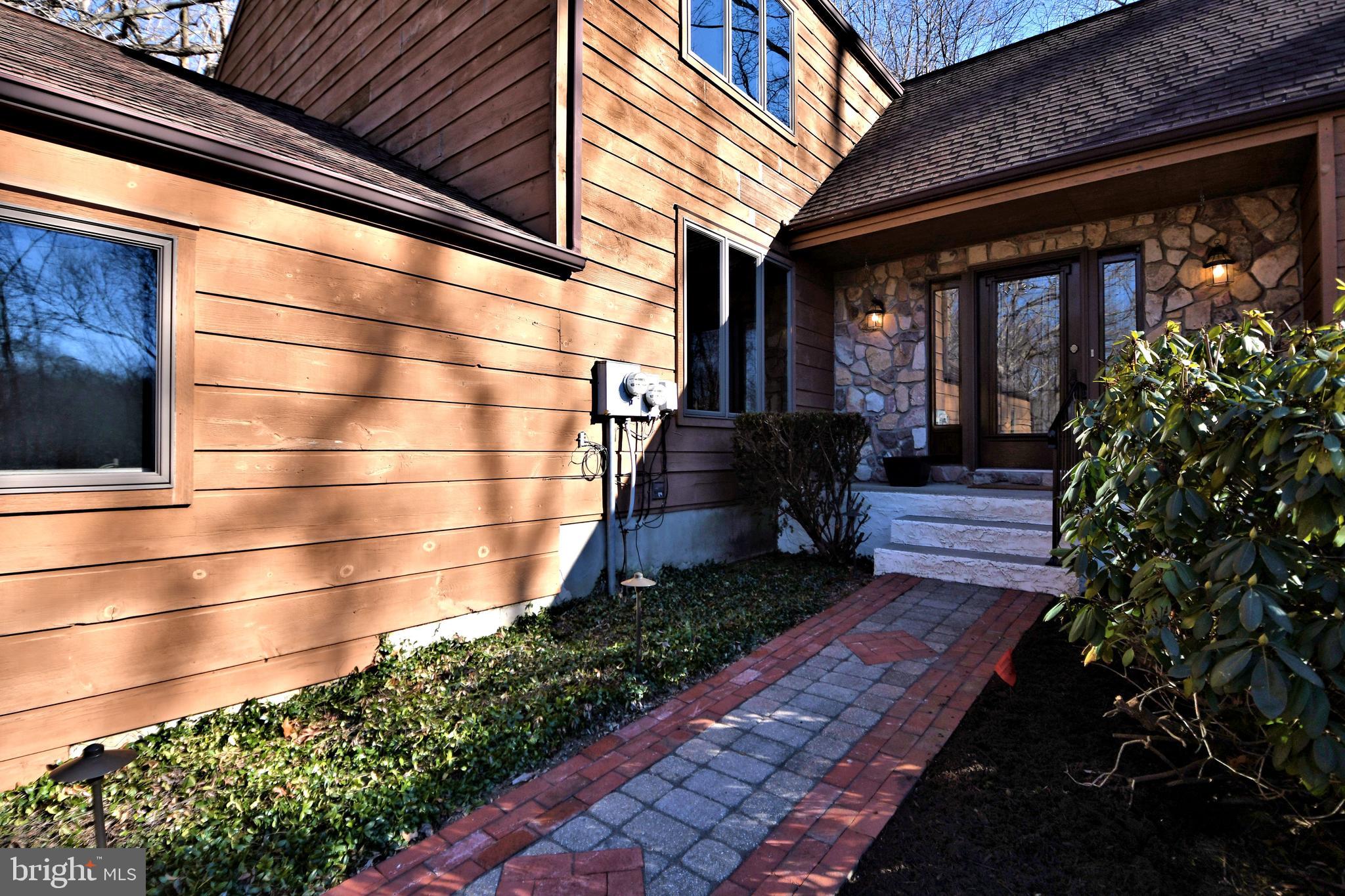 125 Grubb Road Pottstown, PA 19465 - Photo 4 of 60 Gallery Image 4
