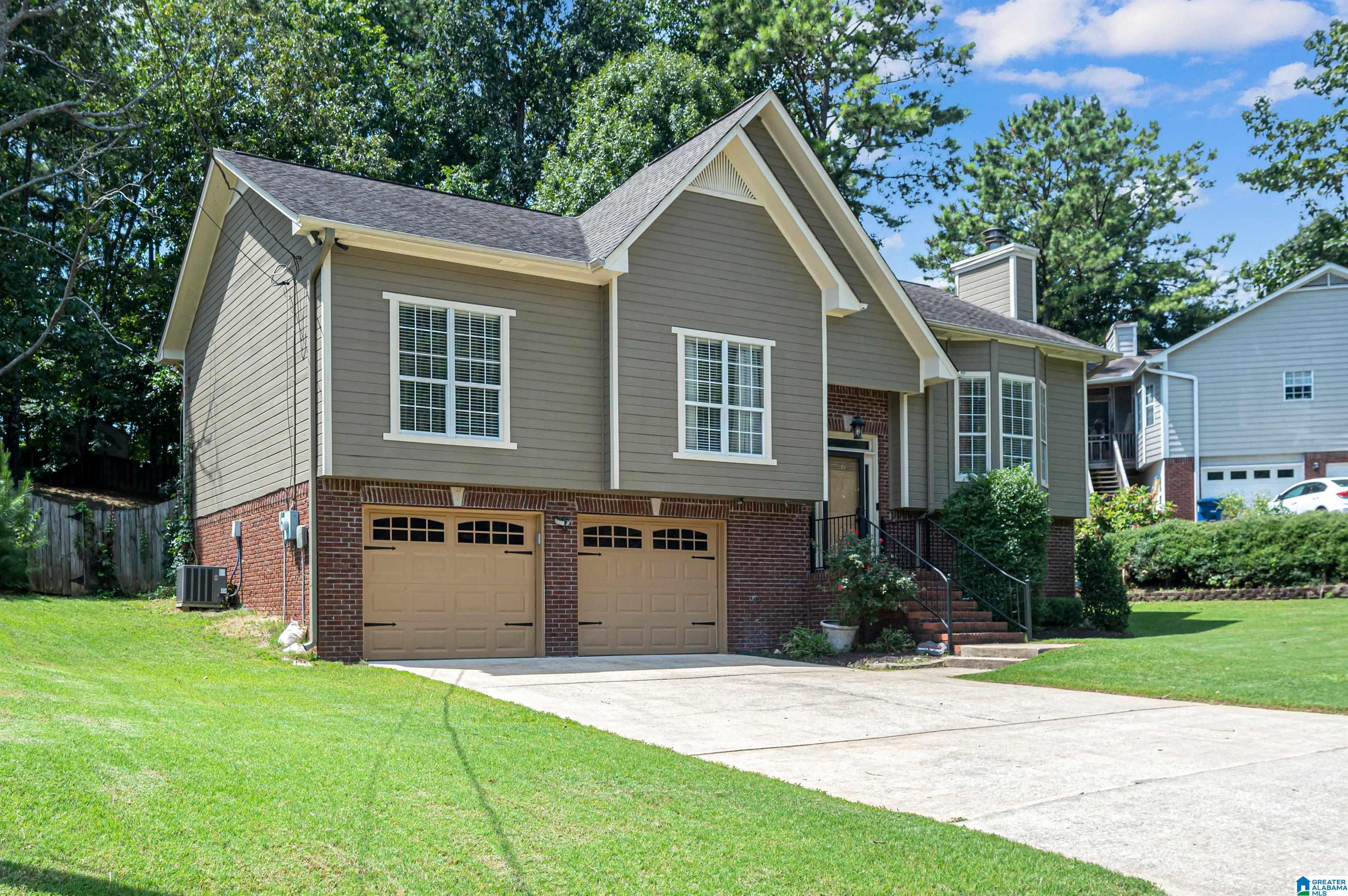 545 Fieldstone Drive Helena, AL 35080 - Photo 3 of 42