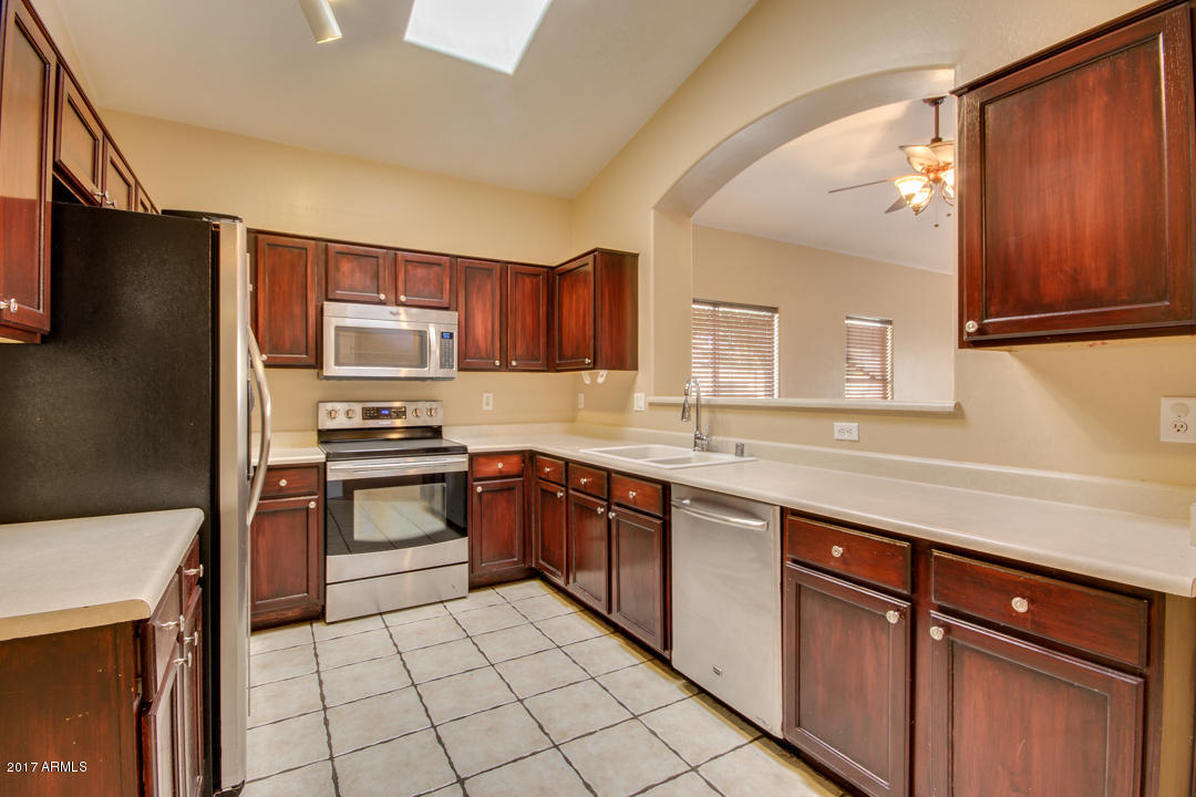 11033 West Granada Road Avondale, AZ 85392 - Photo 12 of 38 13-Granada