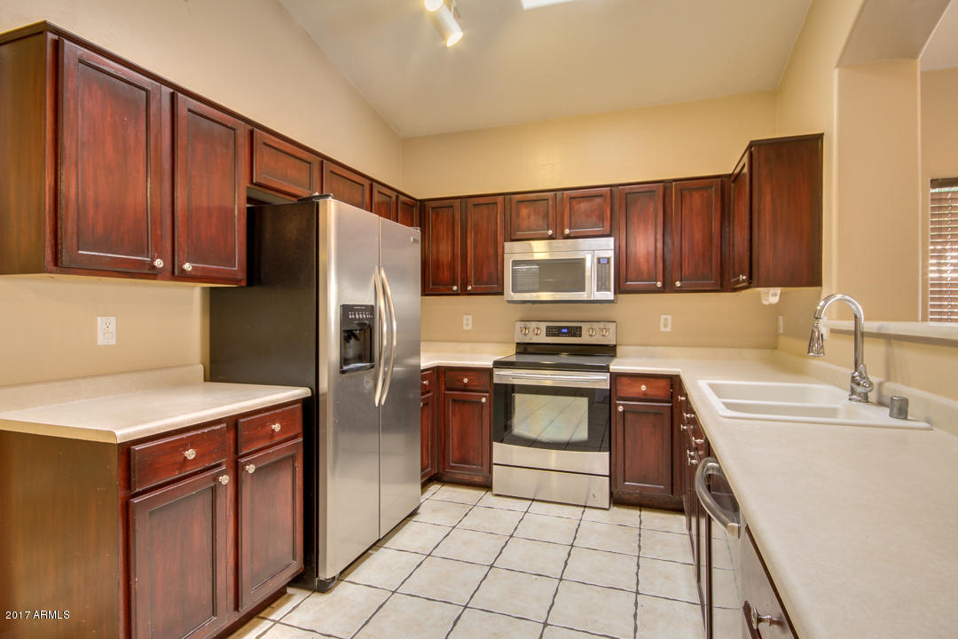 11033 West Granada Road Avondale, AZ 85392 - Photo 10 of 38 11-Granada