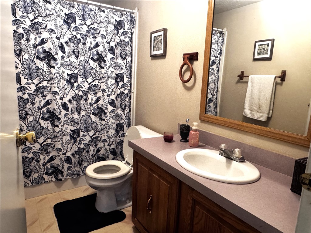 225 East North Street Assumption, IL 62510 - Photo 30 of 42