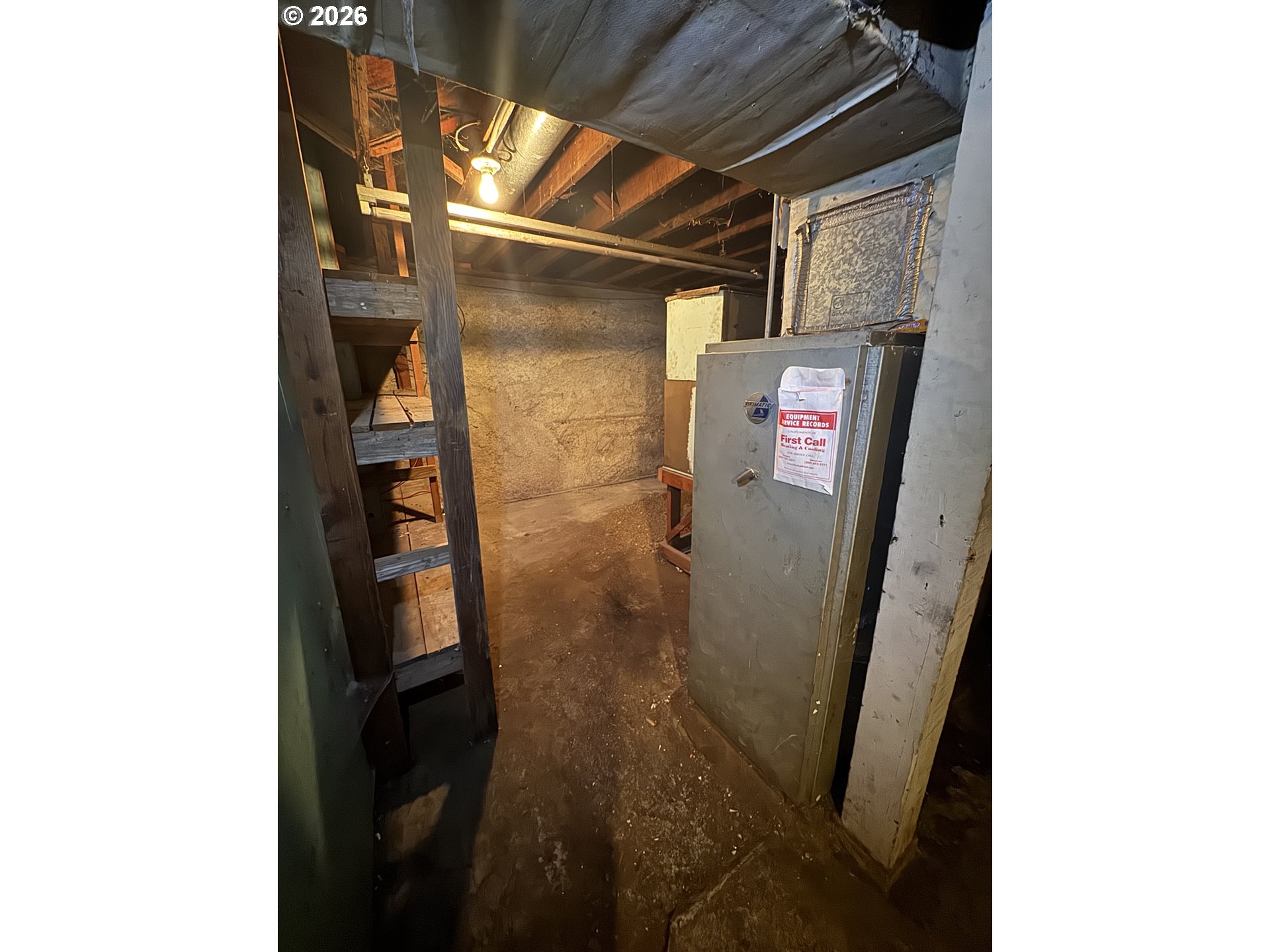 6422 Southeast Carlton Street Portland, OR 97206 - Photo 20 of 27 a view of water heater room