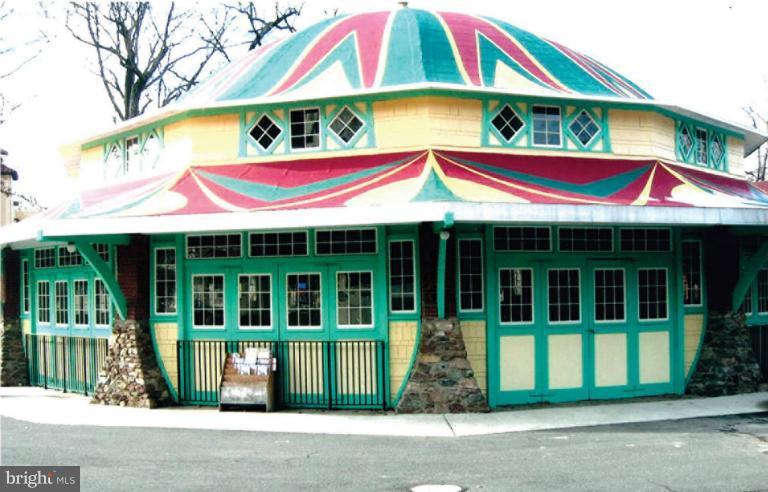6107 Wiscasset Road Bethesda, MD 20816 - Photo 2 of 21 Carousel