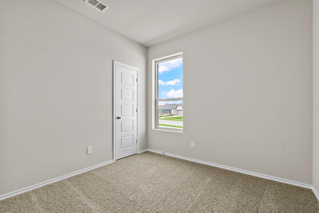 9712 Austin Holw Road Crowley, TX 76036 - Photo 8 of 27